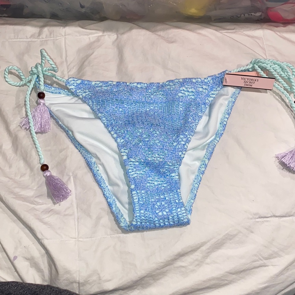 Victoria’s Secret medium knit side tie up swim bottoms new